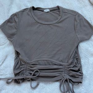 Garage brown top